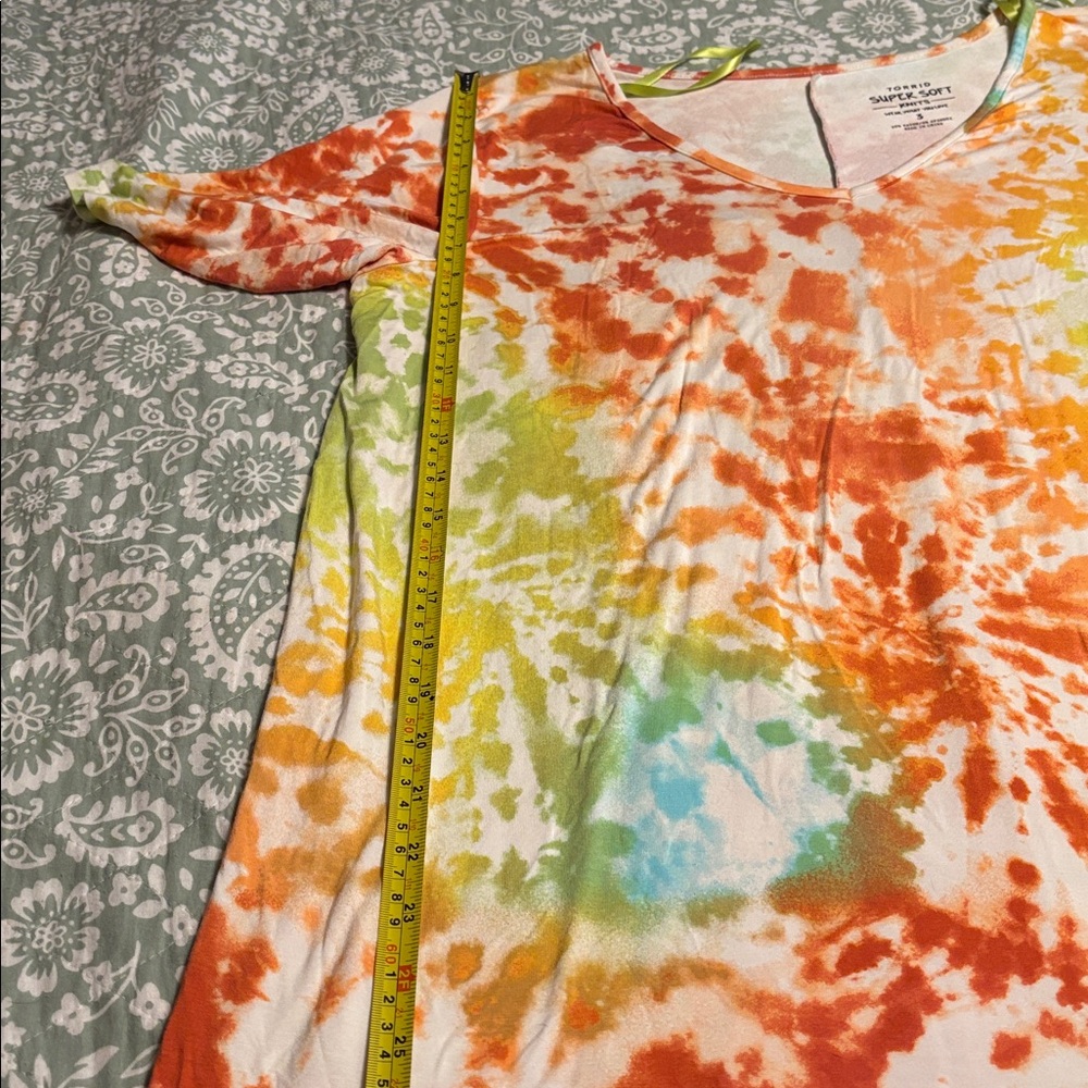 Torrid NWOT Tie-Dye V-Neck Super Soft Dress Size 3 (22/24 or 3X) - Picture 8 of 11